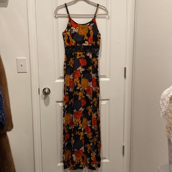 Volcom Floral Lace Accent Maxi Dress Size S - Picture 2 of 9